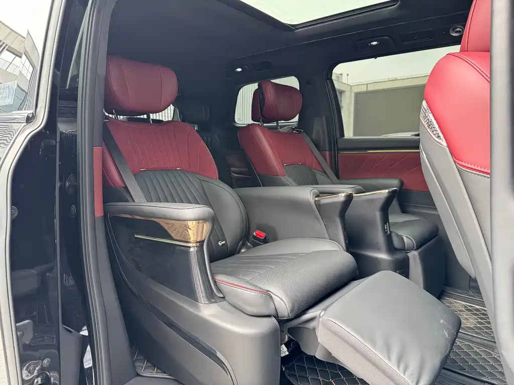 GAC Motor Trumpchi M8 2023 — фото 20
