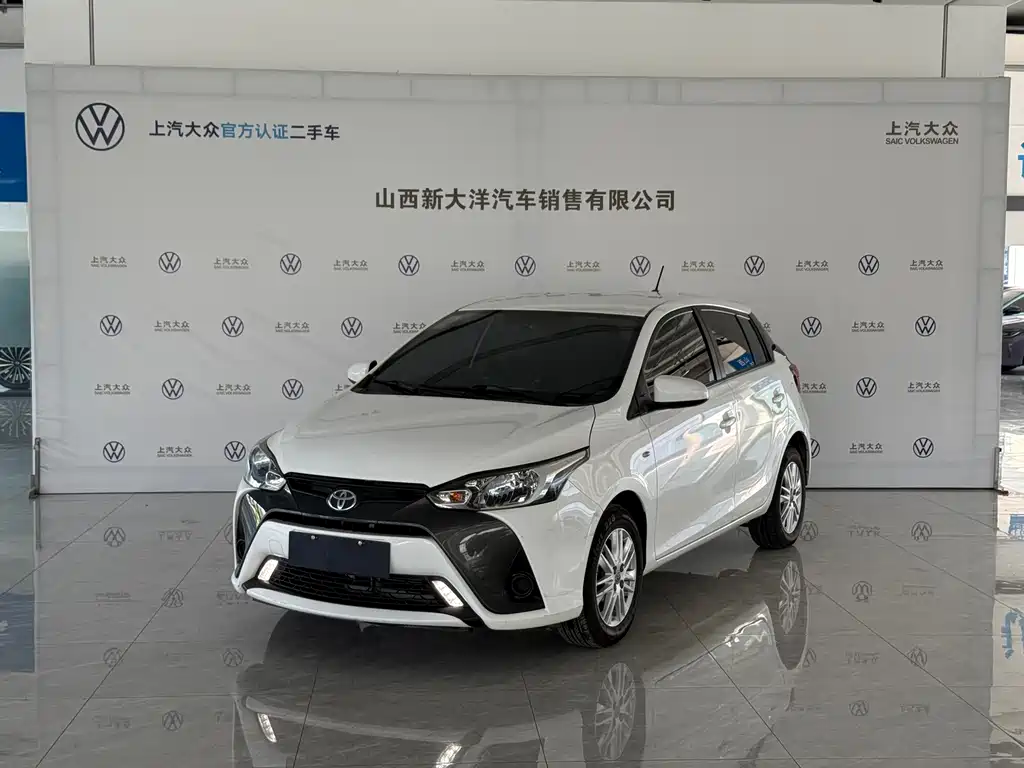 Toyota Yaris L 2018 — фото 1