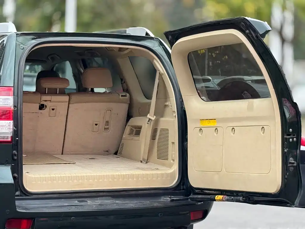Toyota Prado 2015 — фото 17