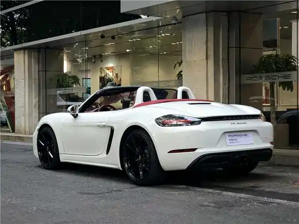 Porsche 718 2022