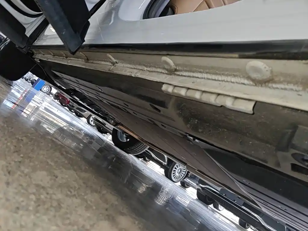 BYD L DM-i 2024 — фото 22