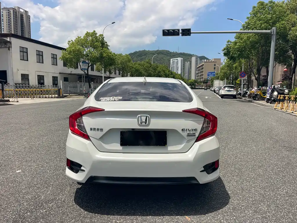 Honda Civic 2021 — фото 15