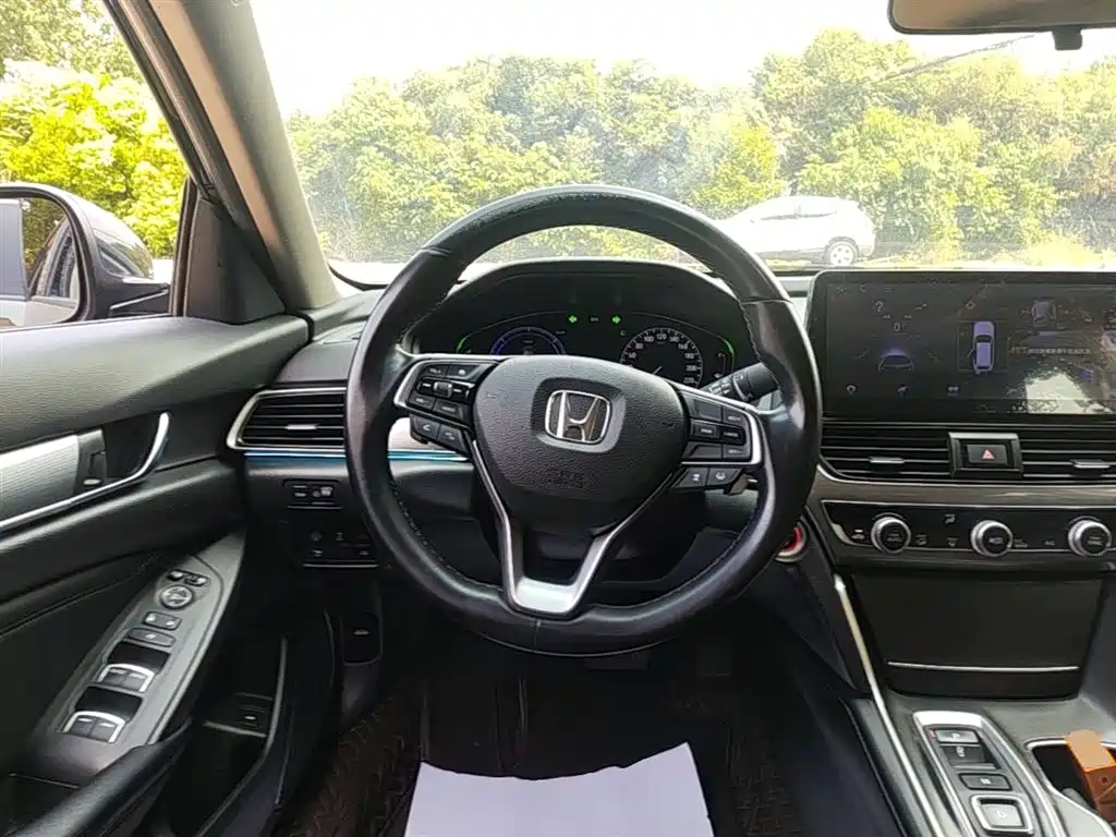 Honda Accord 2020 — фото 11