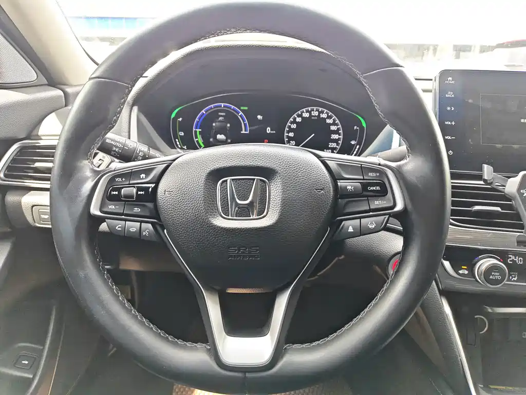 Honda Accord 2023 — фото 19