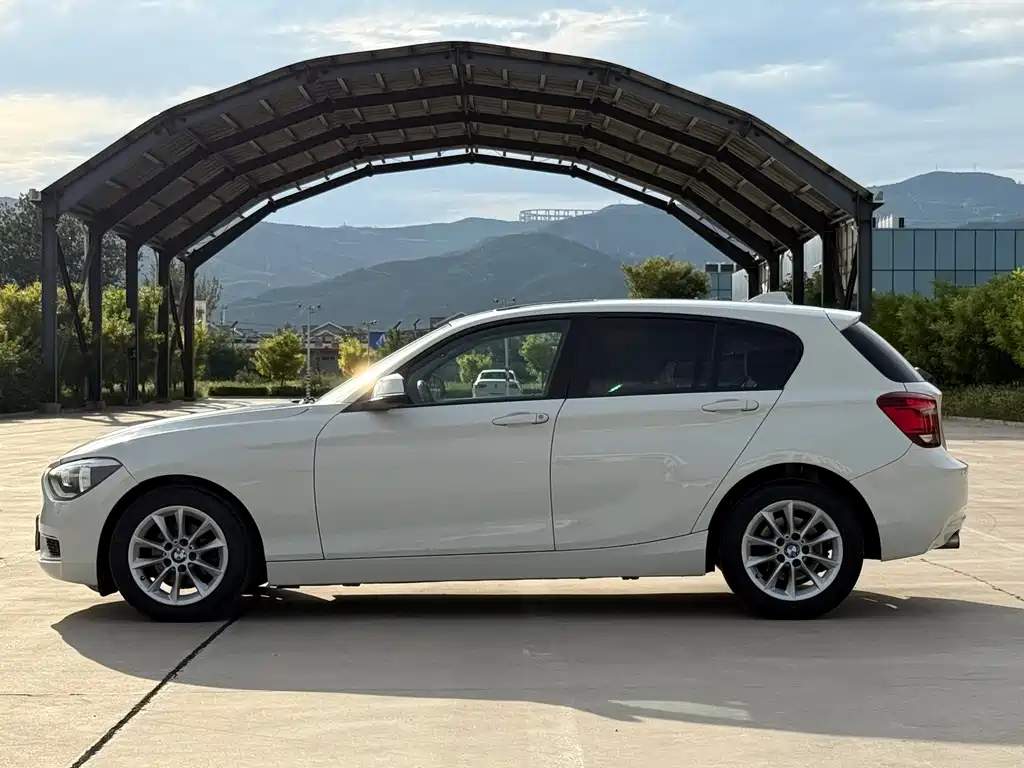 BMW 1 Series 2012 — фото 3