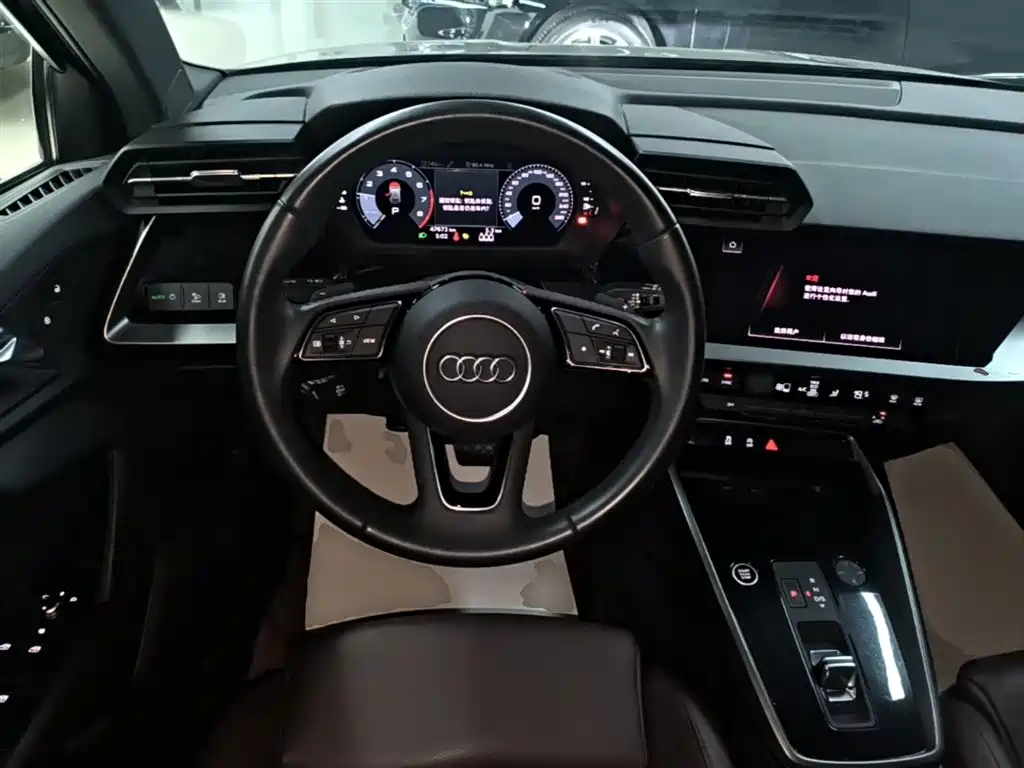 Audi A3 2021 — фото 11