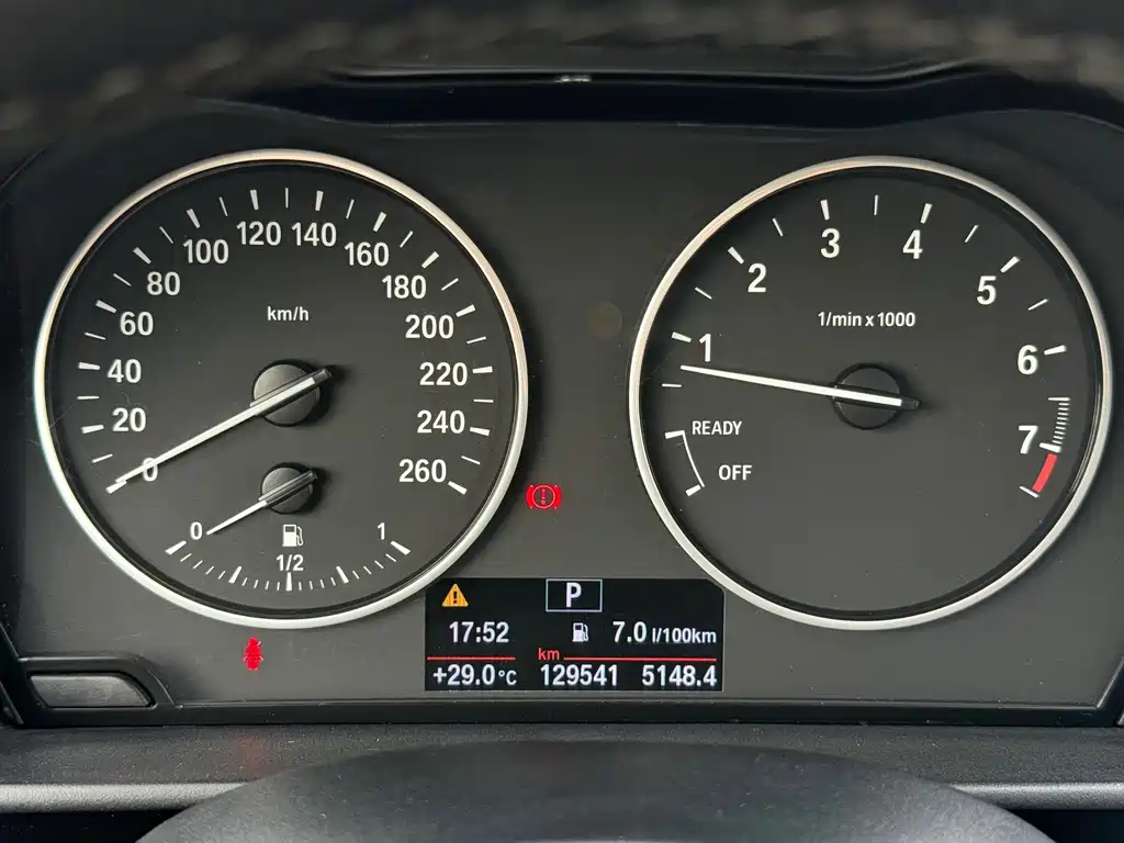 BMW 1 Series 2012 — фото 19
