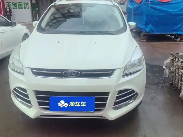 Ford Kuga 2015