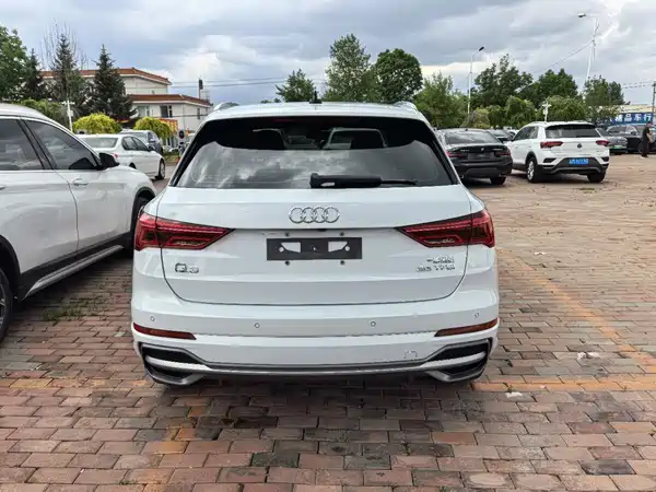 Audi Q3 2022