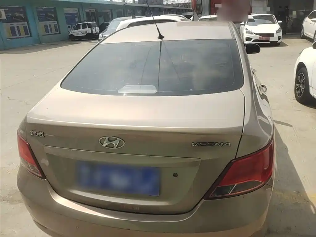 Hyundai Verna 2017 — фото 6