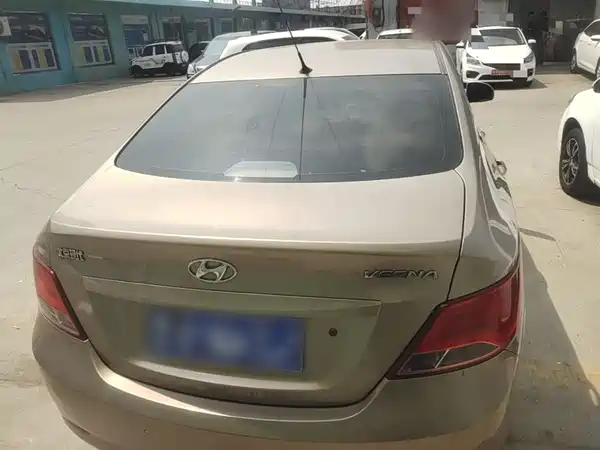 Hyundai Accent 2016