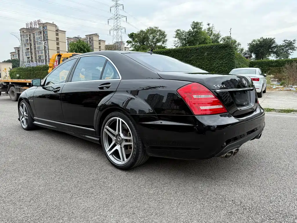 Mercedes-Benz S-Class AMG 2011 — фото 5