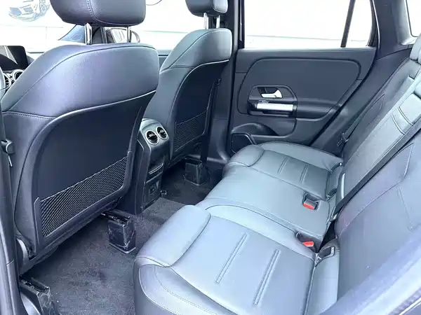 Mercedes-Benz GLA 2023