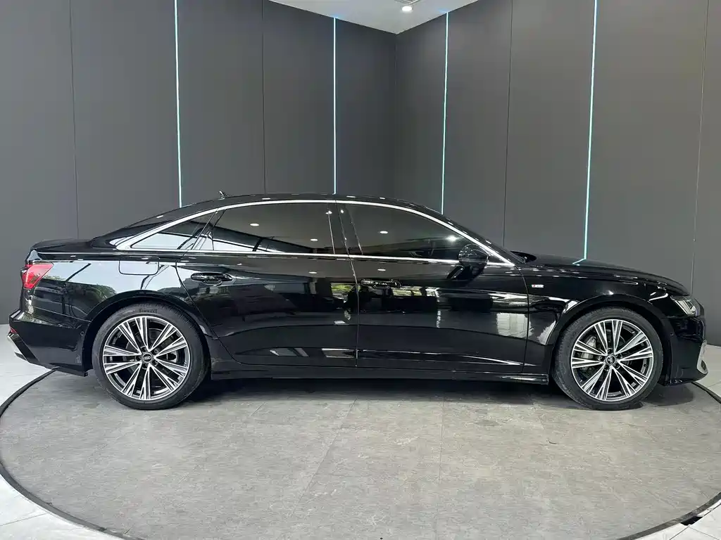 Audi A6L 2024