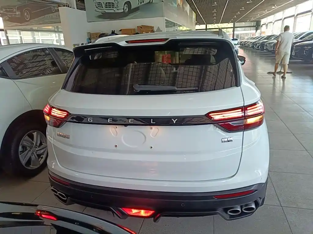 Geely Binyue 2022