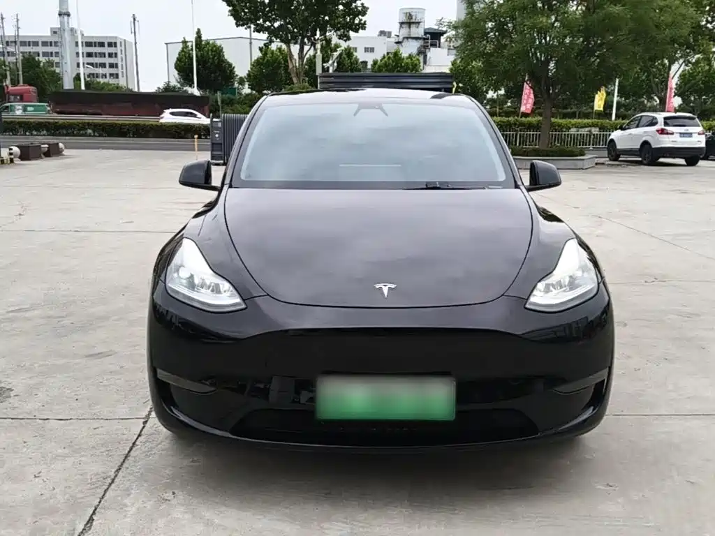 Tesla Model Y 2022 — фото 3