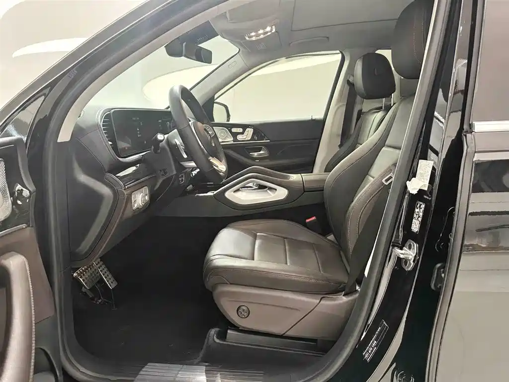 Mercedes-Benz GLS 2023 — фото 6