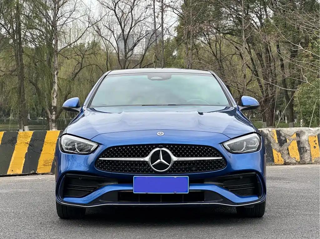 Mercedes-Benz C-Class 2022