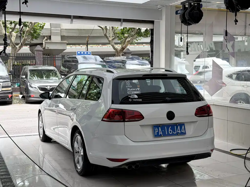Volkswagen Golf 2016