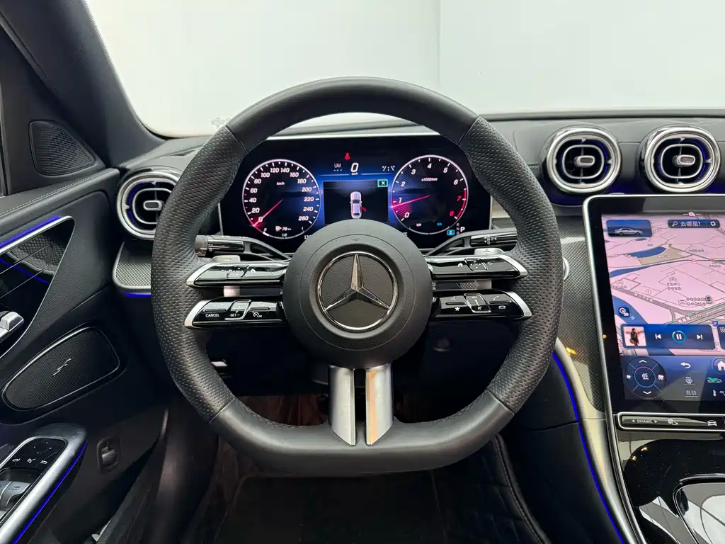 Mercedes-Benz C-Class 2024 — фото 15