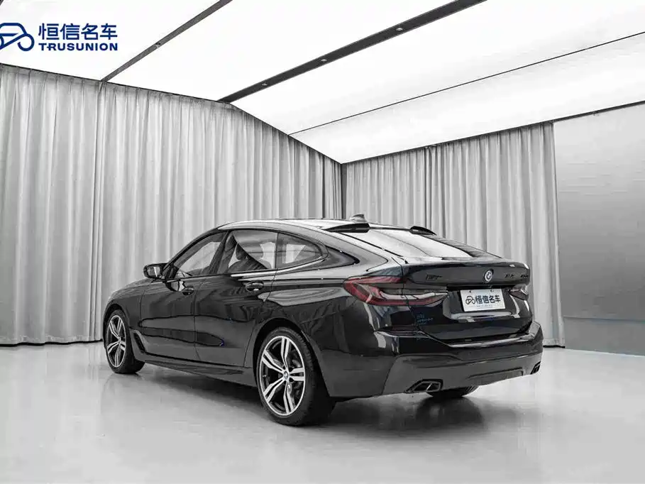 BMW 6 Series GT 2023 — фото 7