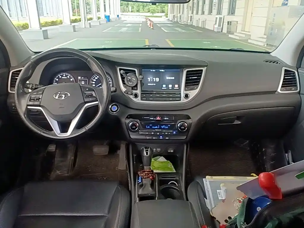 Hyundai Tucson 2016 — фото 10