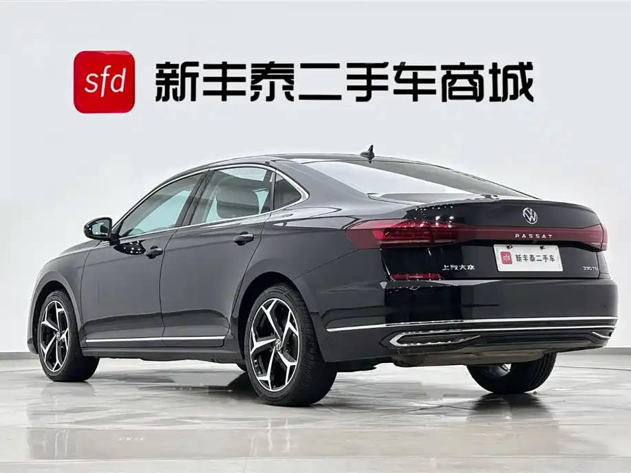 Volkswagen Passat 2023