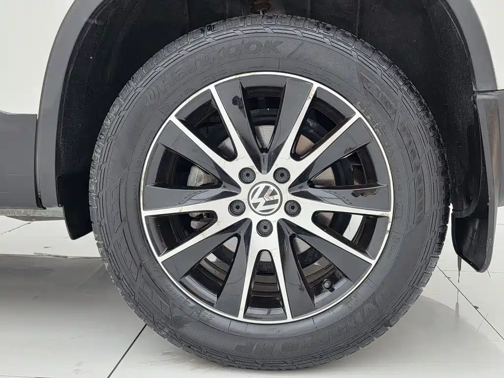 Volkswagen Tiguan 2015 — фото 19