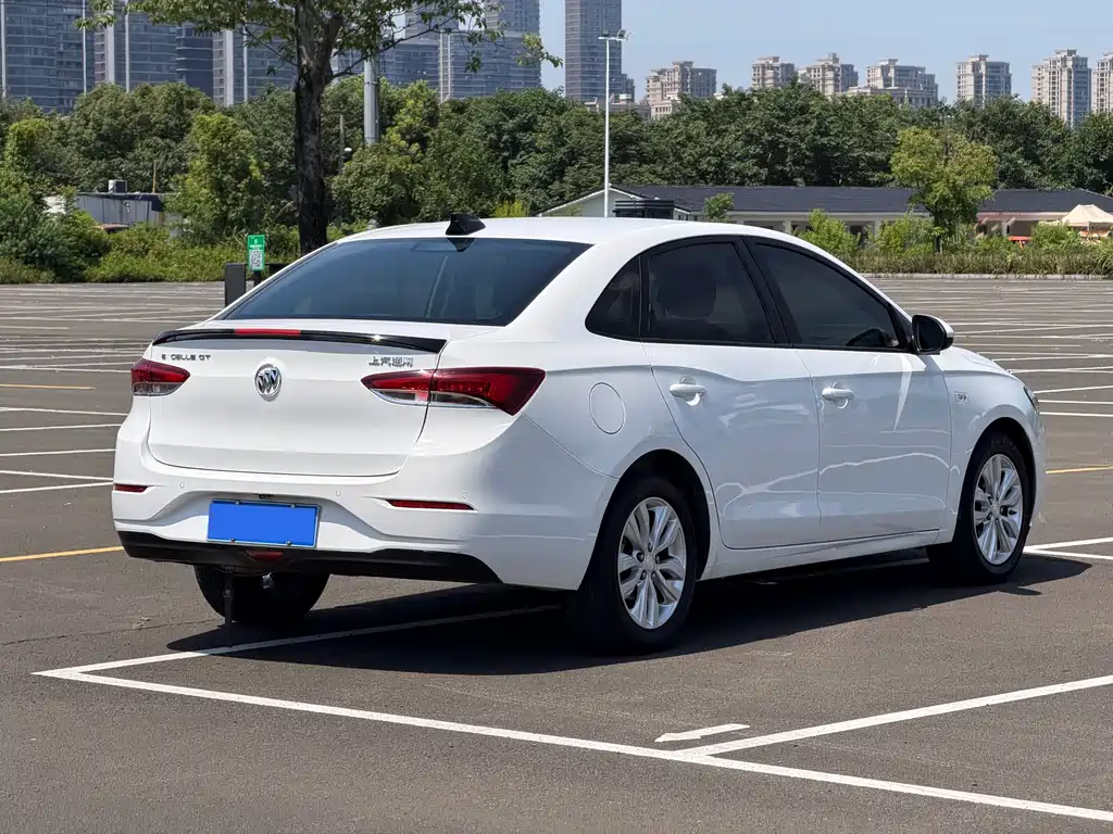 Buick Excelle 2022