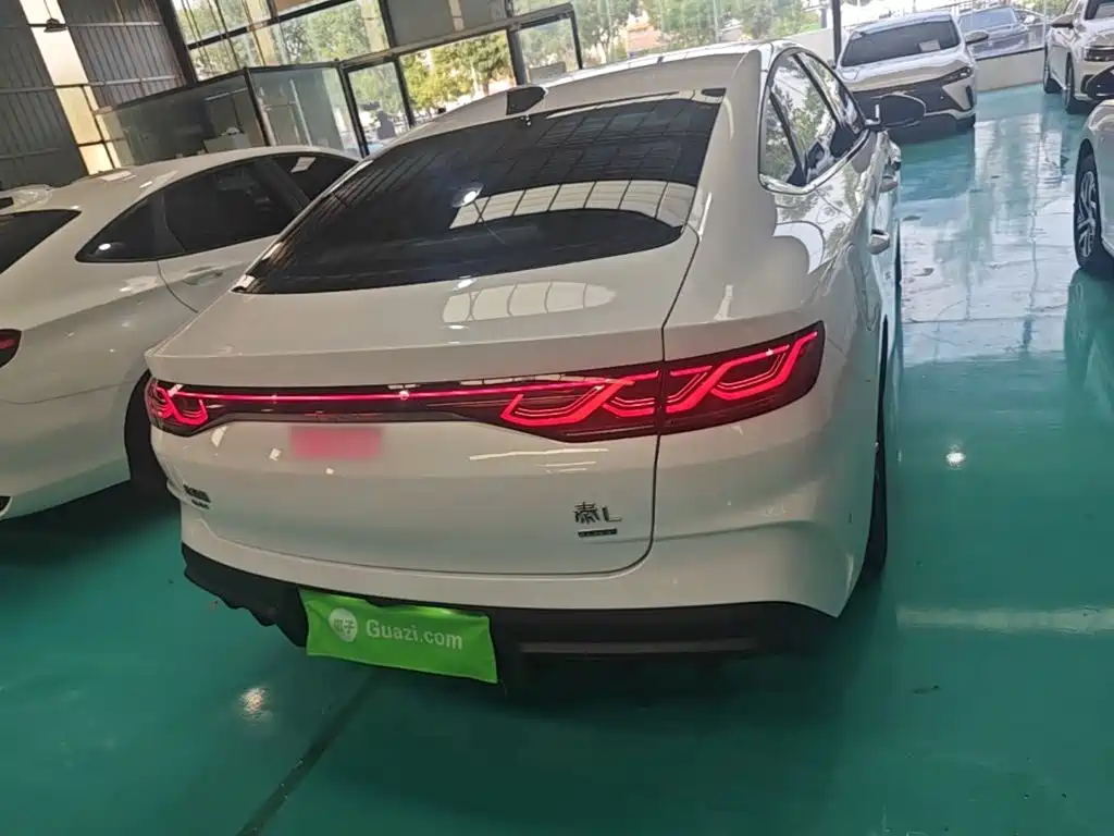 BYD Qin L 2025 — фото 6