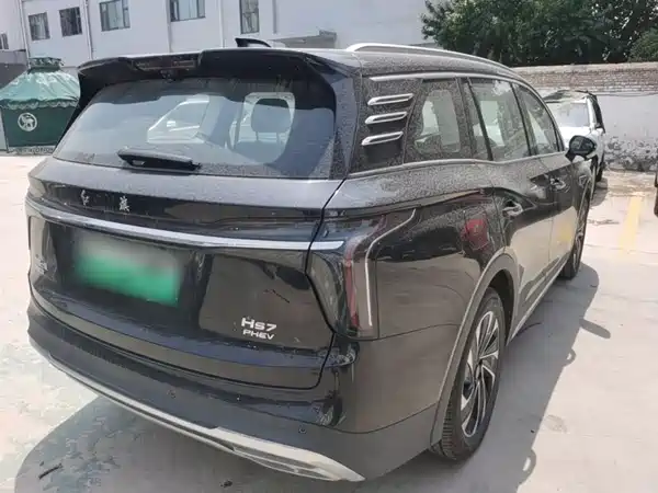 Hongqi HS7 PHEV 2024