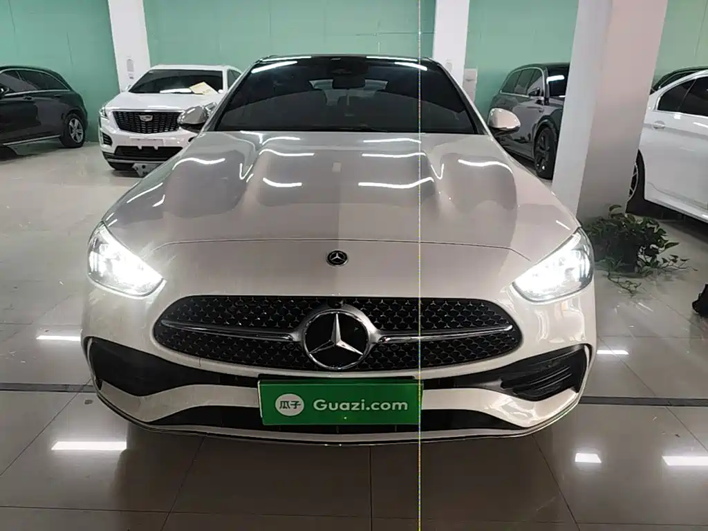 Mercedes-Benz C-Class 2024