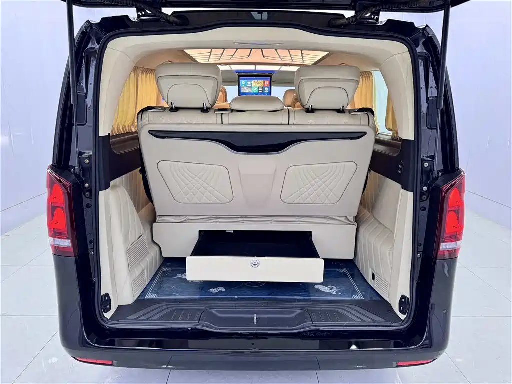 Mercedes-Benz Vito 2021 — фото 20