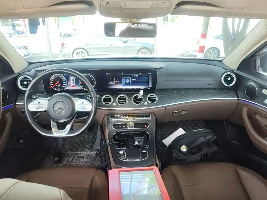 Mercedes-Benz E-Class 2020 — фото 10