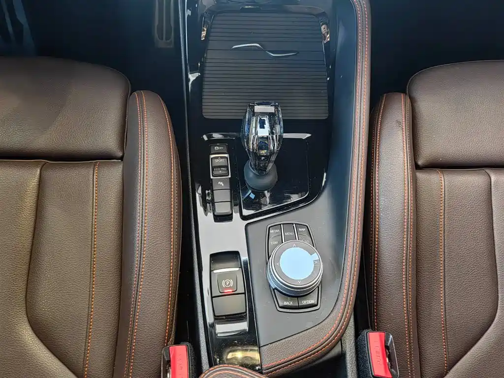 BMW X2 2022 — фото 12