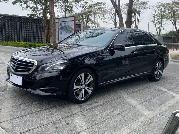 Mercedes-Benz E-Class 2015