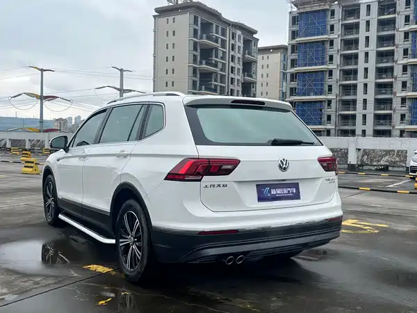 Volkswagen Tiguan L 2019