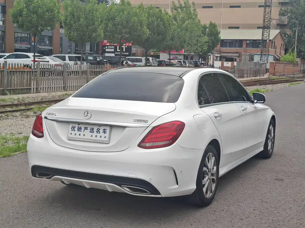 Mercedes-Benz C-Class 2015 — фото 24