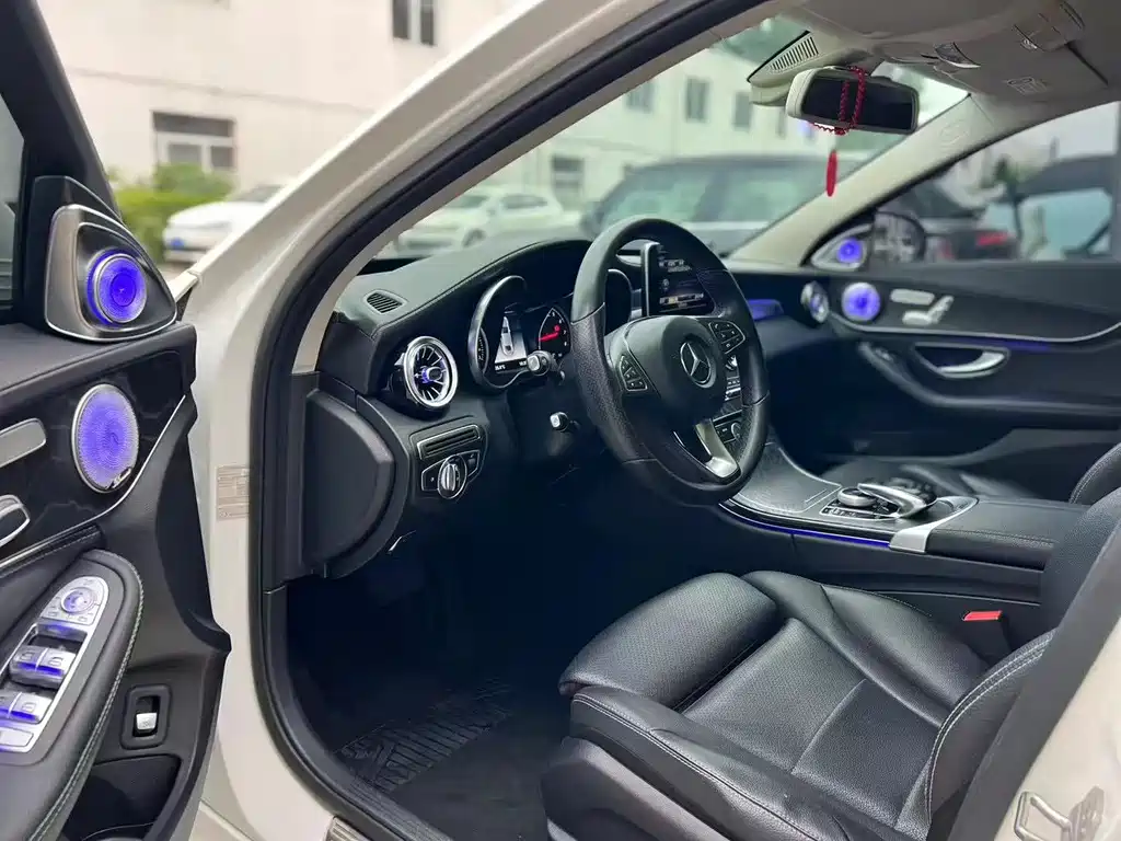 Mercedes-Benz C-Class 2018