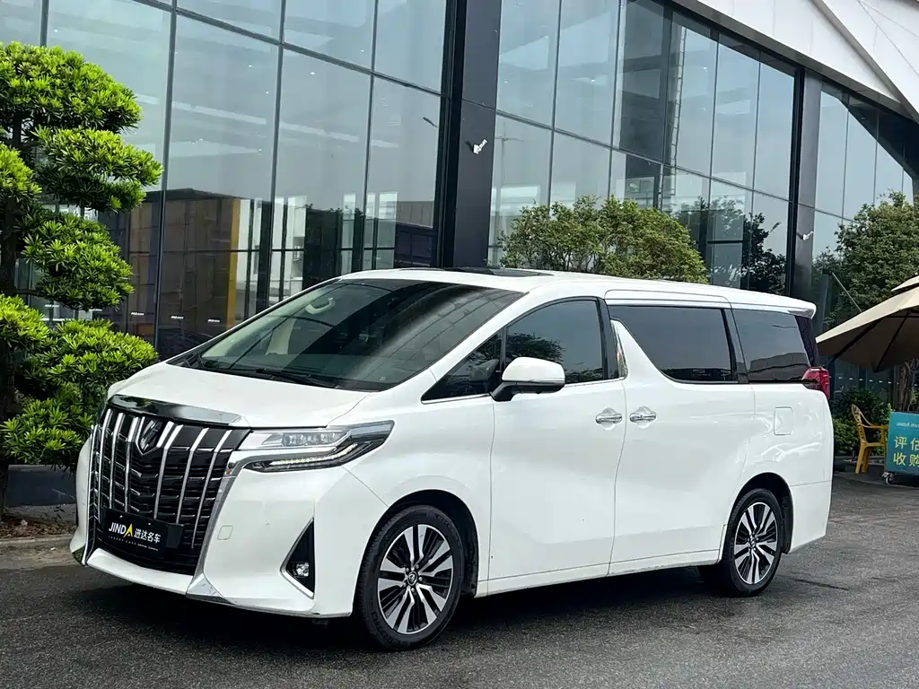 Toyota Alphard 2019 — фото 1