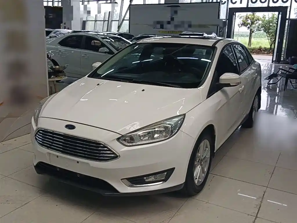 Ford Focus 2015 — фото 2