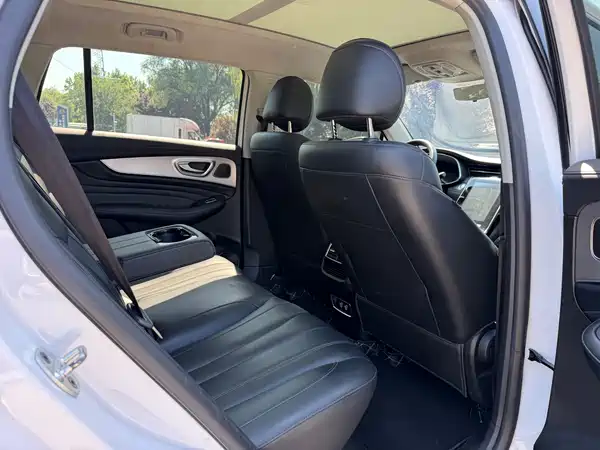 Roewe RX5 MAX 2021