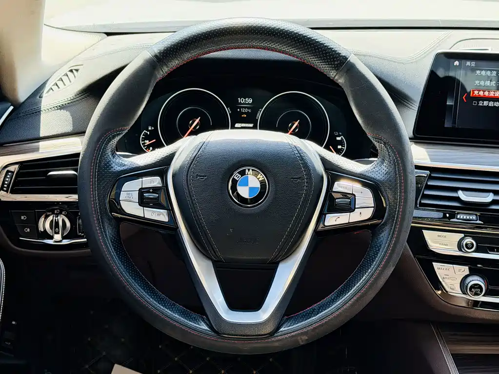 BMW 5 Series New Energy 2018 — фото 8