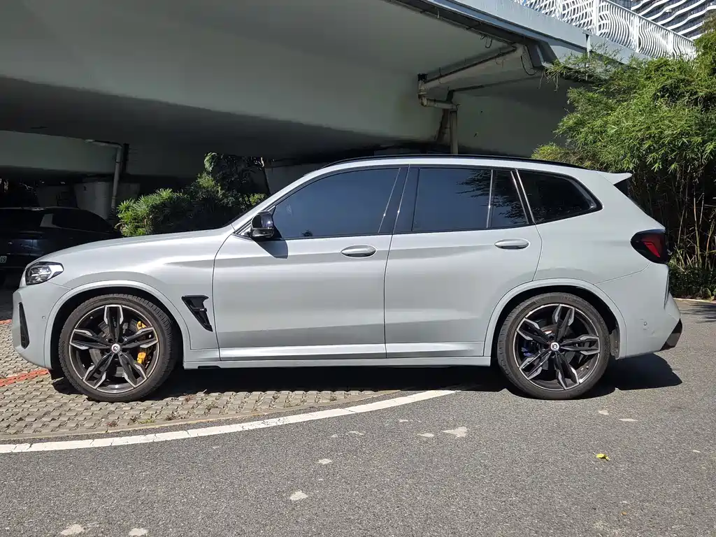 BMW X3 M40i 2023 — фото 8