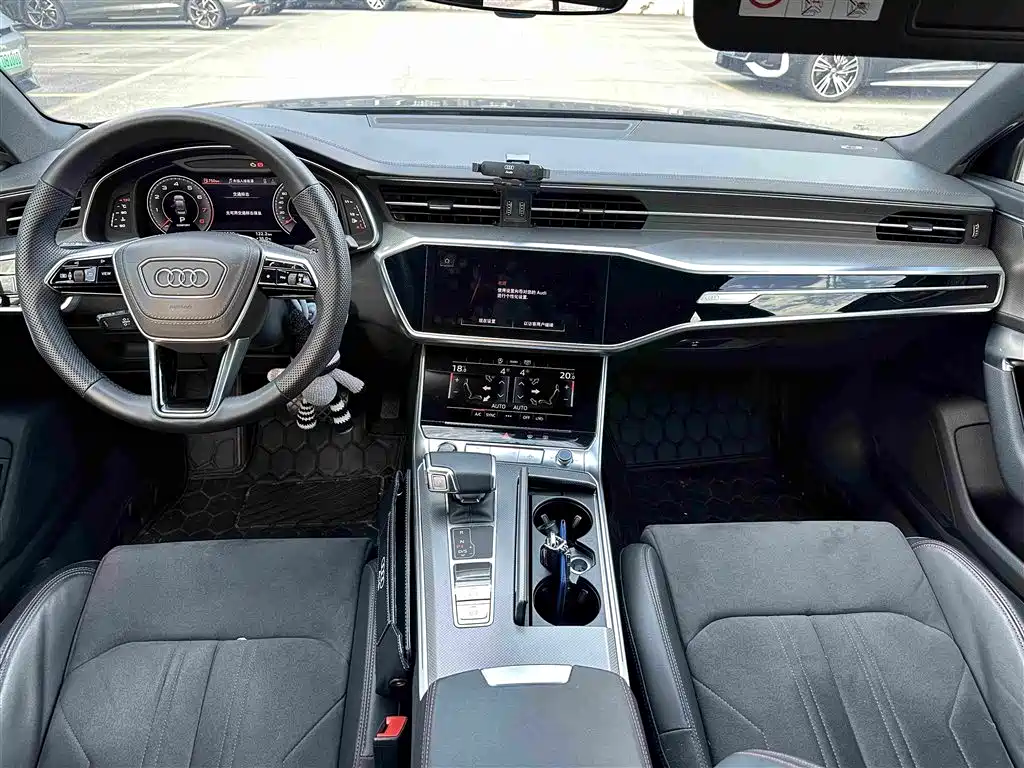 Audi A6L 2024