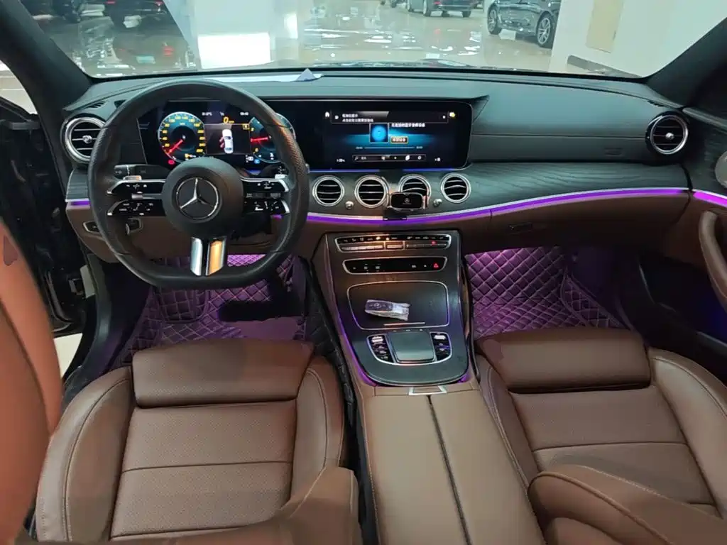 Mercedes-Benz E-Class 2022 — фото 10