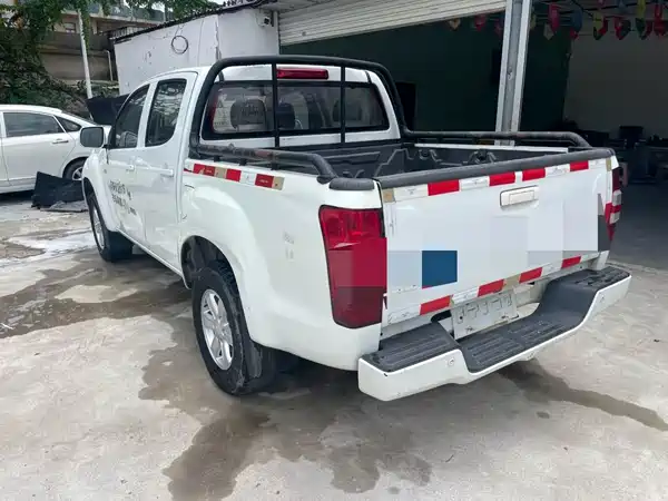 Isuzu RE-MAX Ruimai 2016