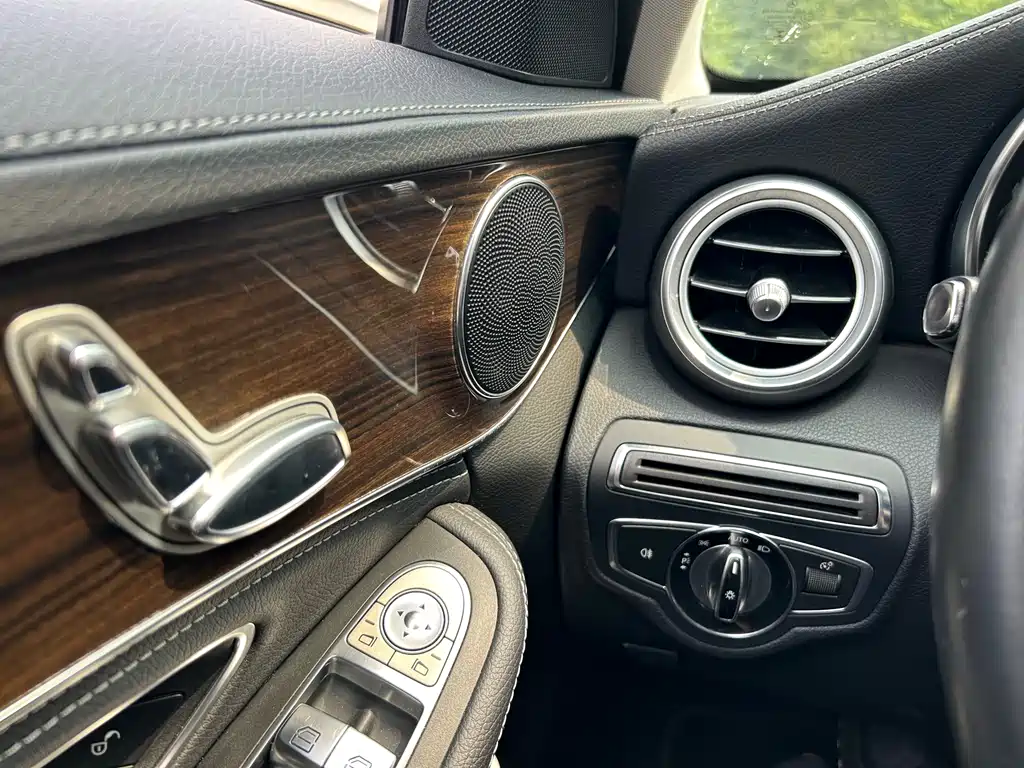 Mercedes-Benz C-Class 2015 — фото 18