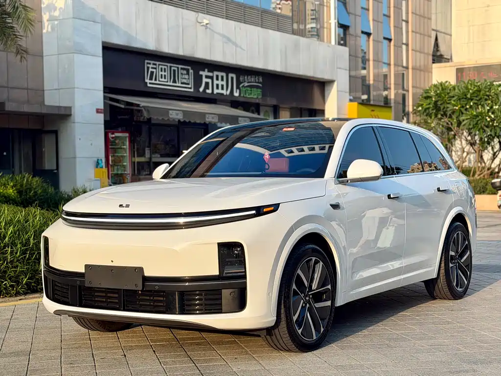 Li Auto Li L7 2023