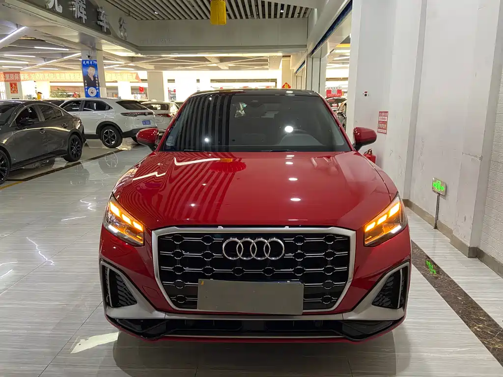 Audi Q2L 2022